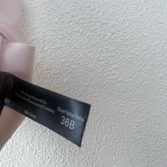 Yandy front closure bra style # B25288 size 36B - Picture 6 of 6